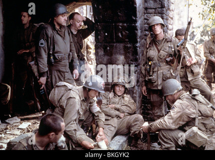 SPEICHERN DER SOLDAT JAMES RYAN (1998) TOM SIZEMORE, PAUL GIAMATTI, TED DANSON SAPR 341 Stockfoto