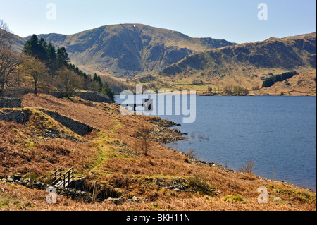 Die Bezugstaste Turm, Haweswater Reservoir.  Mardale, Nationalpark Lake District, Cumbria, England, Vereinigtes Königreich, Europa. Stockfoto