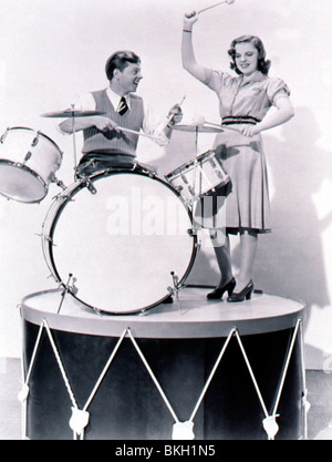 DIE BAND (1940) MICKEY ROONEY, JUDY GARLAND STBA 003 ANSTIMMEN Stockfoto