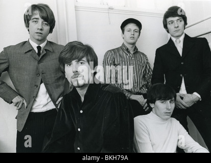 THE HOLLIES - UK Gruppe September 1966. Von links: Tony Hicks, Graham Nash, Bobby Elliott, Bernie Calvert, Allan Clarke Stockfoto