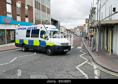 Riot Polizeiwagen auf der Edl-Demo im April 2010 Stockfoto