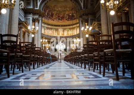 Madeleine-Kirche, 'Eglise de la Madeleine', Paris, Frankreich, 'römische Tempel'-Architektur, mittelalterliche Religion, französisch-katholische Kirche innen, Stille Kirche Stockfoto