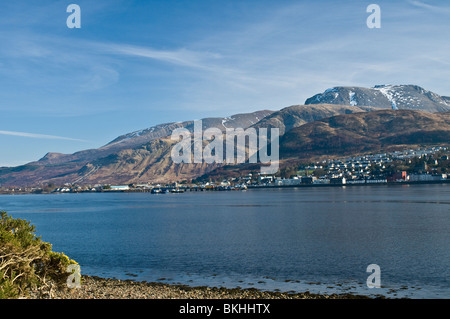 Ben Nevis über Fort William mit Loch Linnhe Highland-Schottland Stockfoto