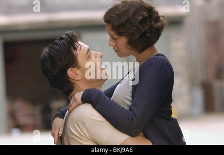 ASCHENPUTTEL MANN (2005) RUSSELL CROWE, RENEE ZELLWEGER CNFF 001-02 Stockfoto