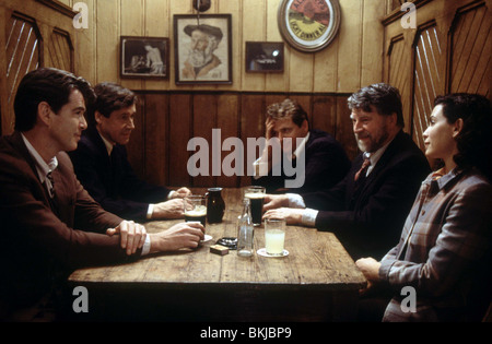 EVELYN (2002) PIERCE BROSNAN, STEPHEN REA, AIDAN QUINN, ALAN BATES, JULIANNA MARGULIES EVEL 001-239 Stockfoto