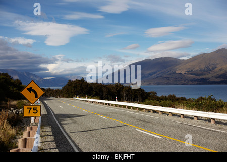 Ein 75 km/h-Schild in Neuseeland Stockfoto