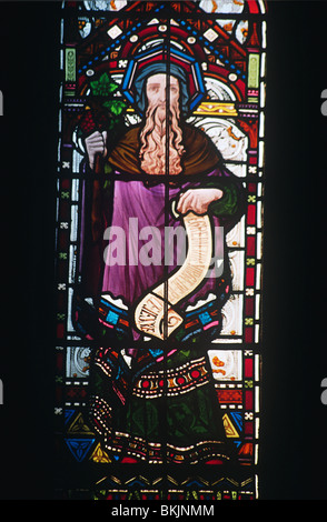England, London, Allerheiligen, Buntglas Kirchenfenster Darstellung Jesaja Stockfoto