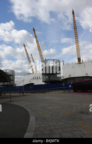 In der Nähe von North Greenwich liegt dieser westlichen Abschnitt des O2-Center, früher der Millenium Dome. Stockfoto