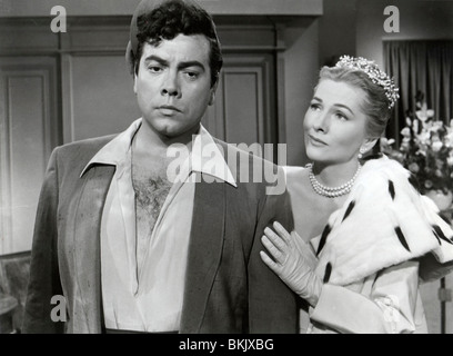 SERENADE (1956) MARIO LANZA, JOAN FONTAINE SRND 003 P Stockfoto