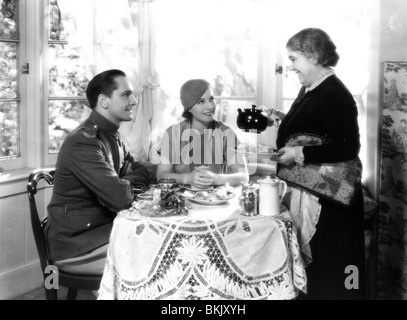 DURCH (1932) LÄCHELND DURCH (ALT) FREDRIC MARCH, NORMA SHEARER ETW 002P GESEH Stockfoto