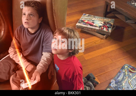 ZATHURA (2005) JOSH HUTCHERSON, JONAH BOBO ZATH 001-04 Stockfoto