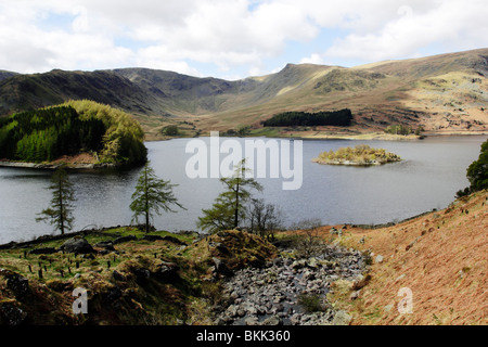 Haweswater Stausee mit dem Rigg auf der linken Seite. Stockfoto