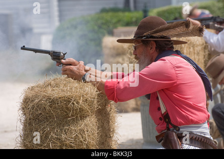 Pioneer Tage High Springs Florida western Cowboy re enactment in Shooting Skit Aktion Stockfoto