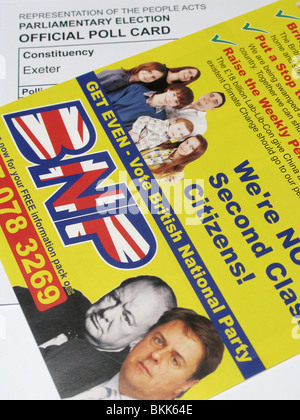 UK Parlamentswahlen 2010 Merkblatt polling Broschüre Karte Nic Nick Griffin BNP Stockfoto