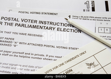 Postal voting Stimmzettel für die Wahlen Wahlkreis in Sevenoaks, Kent, England Stockfoto