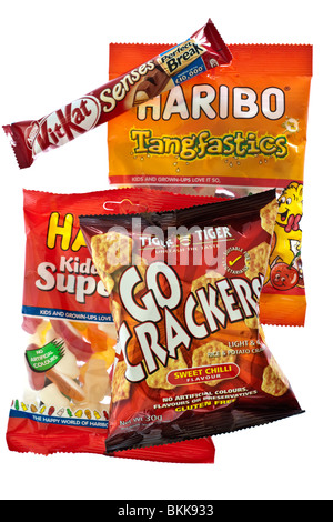 Gemischte Tüten Süßigkeiten und Kekse Stockfoto