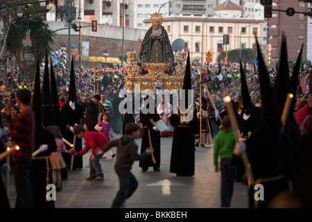 Semana Santa-Prozession in der Karwoche. Malaga. Andalusien. Provinz Málaga. Spanien Stockfoto