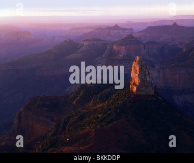 Mount Hayden bei Sonnenaufgang aus Point Imperial North Rim Grand Canyon USA Stockfoto