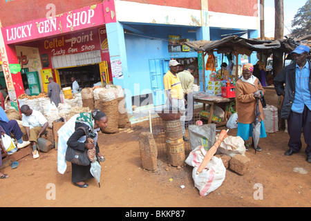 Kenia, Osten, Afrika, entlang der B5, Dorf Nyeri Luftverkehrsmarkt öffnen Stockfoto