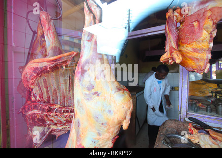 Kenia, Osten, Afrika, entlang der B5, Dorf von Nyeri, Fleisch beim Metzger Stockfoto