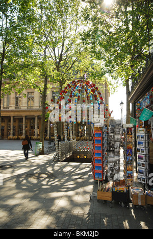 Palais Royal u-Bahn Eingang am Place Colette Paris France Stockfoto