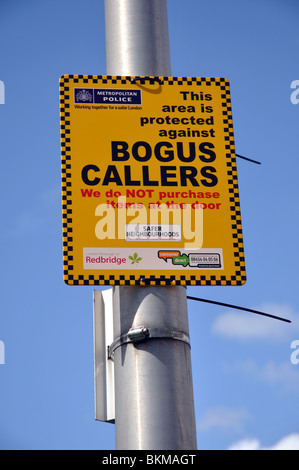 Falsche Anrufer Warnzeichen, London Borough of Redbridge. Stockfoto