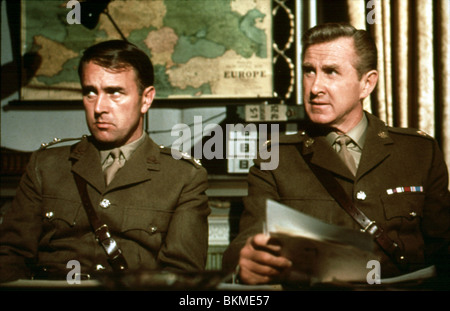 ANGRIFF AUF DIE EISERNE KÜSTE (1968) ANDREW KEIR, LLOYD BRIDGES, PAUL WENDKOS (DIR) AICT 001 Stockfoto