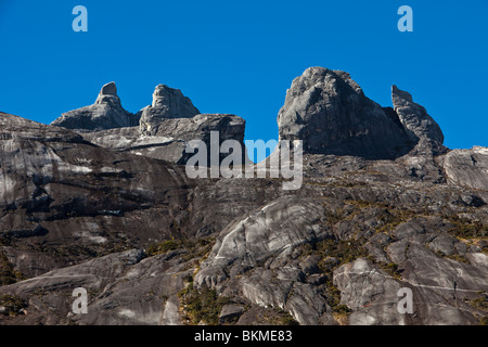 Granitfelsen des 4100 Meter hohen Mt. Kinabalu.  Kinabalu National Park, Sabah, Borneo, Malaysia. Stockfoto