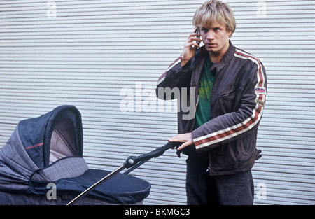 DAS KIND (2005) L ' ENFANT (ALT) JEREMIE RENIER CHLD 001-03 Stockfoto