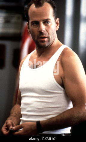 STIRB LANGSAM: MIT EINER RACHE (1995) STERBEN SCHWER 3 (ALT) BRUCE WILLIS DHD3 074 Stockfoto