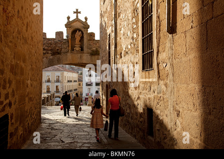 Arco De La Estrella Centro Histórico monumental de Cáceres Extremadura España Altstadt Spanien Stockfoto