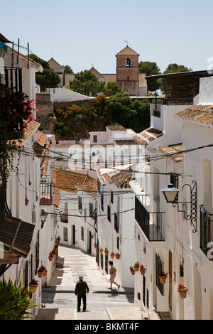 Calle Típica Pueblo Blanco de Mijas Costa Del Sol Malaga Andalusien España typische Straße in das weiße Dorf Mijas Andalusiens Stockfoto