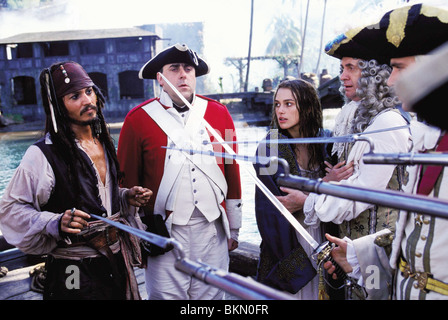 PIRATES OF THE CARIBBEAN: FLUCH DER SCHWARZEN PERLE (2003) MICHAEL JACKSON, KEIRA KNIGHTLEY, JONATHAN PRYCE, JACK DAVENPORT Stockfoto