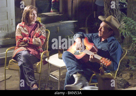 TRANSAMERICA (2005) FELICITY HUFFMAN, GRAHAM GREENE ZÄHMEN 001-03 Stockfoto