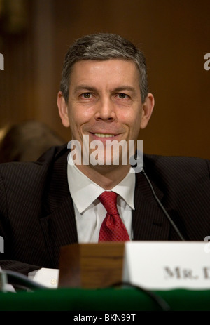 Bildungsminister Arne Duncan bezeugt auf dem Capitol Hill. Stockfoto