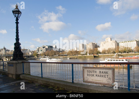 South Bank, Buch Markt Zeichen, London Stockfoto