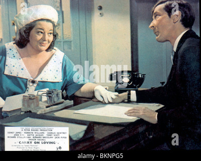 WEITER LIEBEN (1970) HATTIE JACQUES, KENNETH WILLIAMS COLV 013 Stockfoto