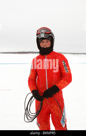 Saami Mann beim Rentier Racing World Cup, während Sámi Osterfestspiele in Kautokeino in Finnmarksvidda im arktischen Norwegen Stockfoto