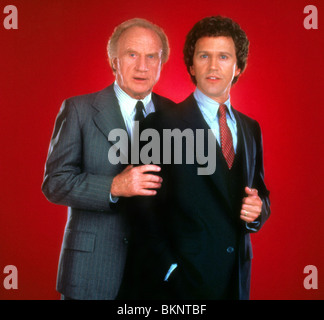 CRAZY LIKE A FOX (TV) JACK WARDEN, JOHN RUBINSTEIN CLFX 002 Stockfoto