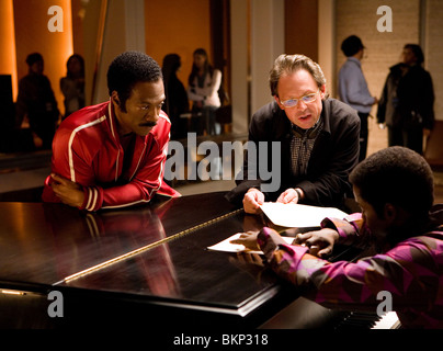 ON SET (ALT) DREHARBEITEN (ALT) O/S "DREAMGIRLS" (2006) EDDIE MURPHY, BILL CONDON (DIR), KEITH ROBINSON DRGL 001-04 Stockfoto