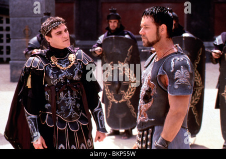 GLADIATOR (2000) JOAQUIN PHOENIX, RUSSELL CROWE GLAT 136 Stockfoto