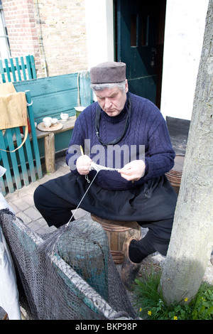 Menschen wieder anschließt Leben in Urk Dorf, Zuiderzee Museum, Enkhuizen, Niederlande Stockfoto