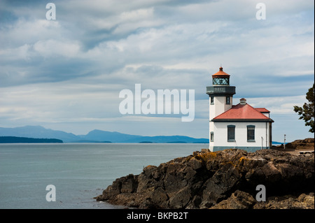 Lime Kiln Leuchtturm befindet sich auf der Westseite des San Juan Island, Washington, die größte Insel des Archipels. Stockfoto