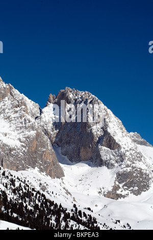 Das Sas DLA-Portal Torkofel der Geisler Geislerspitzen Selva Val Gardena-Dolomiten-Italien Stockfoto