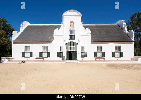 Das Herrenhaus im Groot Constantia Wine Estate in Cape Town, Südafrika. Stockfoto