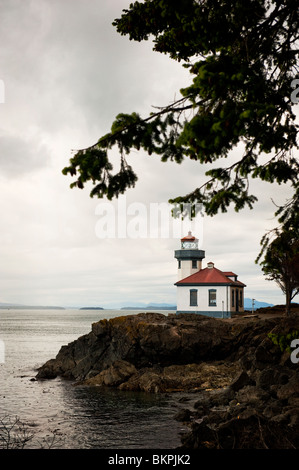 Lime Kiln Leuchtturm befindet sich auf der Westseite des San Juan Island, Washington, die größte Insel des Archipels. Stockfoto
