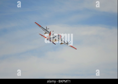 US Küstenwache c-130 im Flug auf der Kalifornien Hauptstadt Air Show in Sacramento am Mather Field am 13. September 2009 Stockfoto