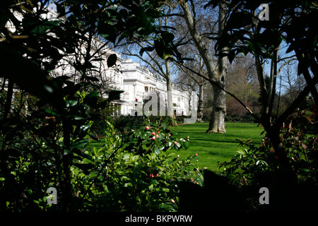 Gemeinschaftsgärten in Eaton Square, Belgravia, London, UK Stockfoto