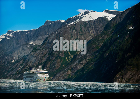 Norwegian Cruise Line * Stern * in der Nähe von Dawes Gletscher in Endicott Arm, Tracy Arm - Fords Terror Wildnis, Südost-Alaska Stockfoto