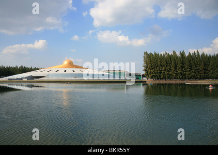 Buddhistischer Tempel in der Nähe von Bangkok, Thailand. Stockfoto